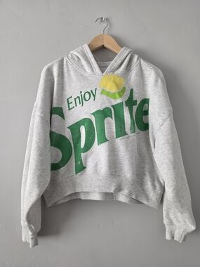 Sprite Logo Gray Cropped Hoodie